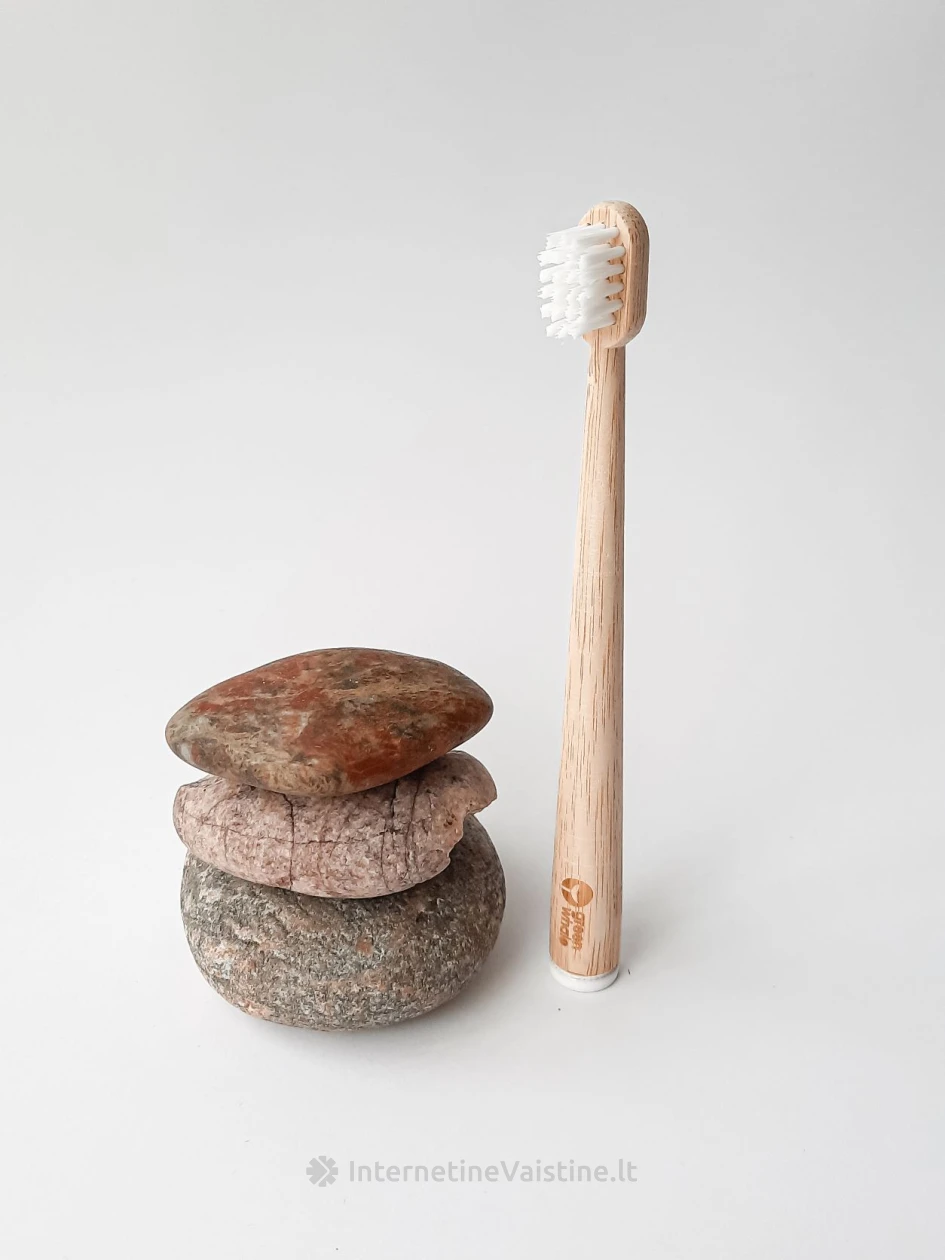 GREEN WHALE Bambukinis vaikiškas dantų šepetėlis minkštais šereliais, N1 | internetinevaistine.lt